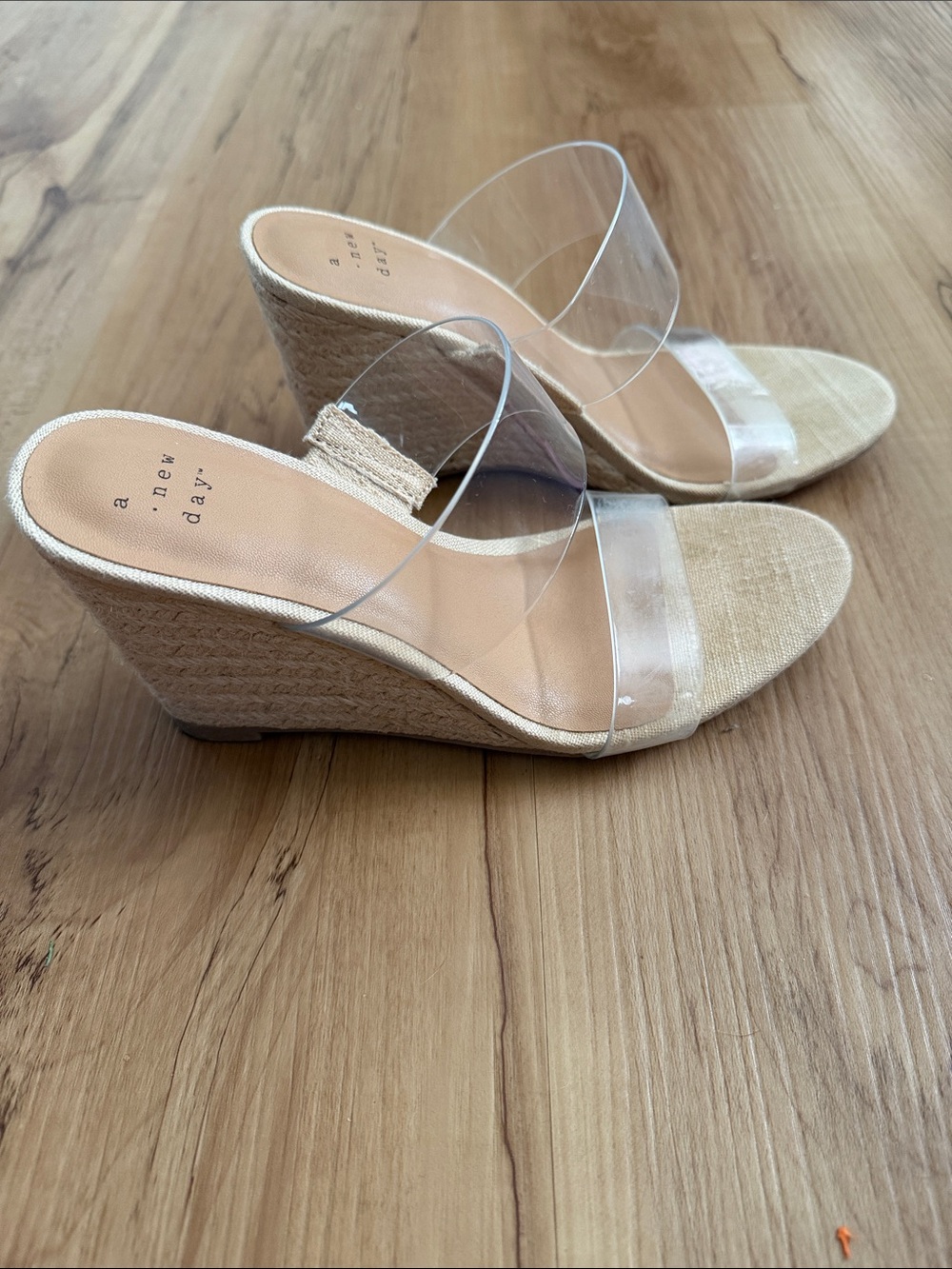 A new day “Ansel” Clear-Strap Neutral Slide Wedge